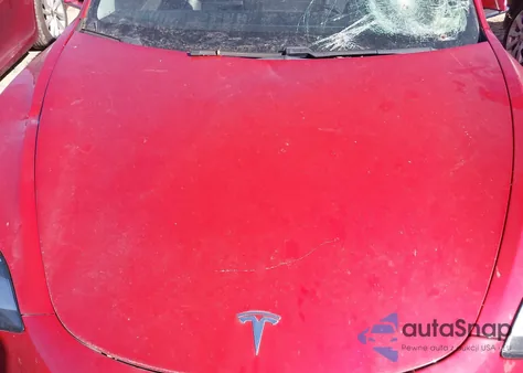 2018 Tesla Model 3 Long Range/Mid Range из США, поврежденный, VIN 5YJ3E1EA3JF044776